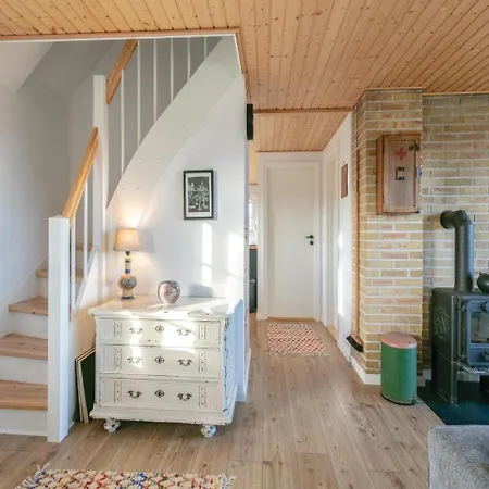 Dom wakacyjny Three Bedroom Holiday In Svaneke Aarsdale